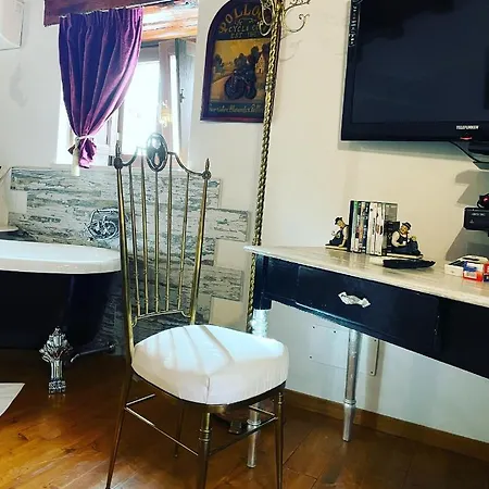 Ortigia Deluxe S.a.l. * Syracuse