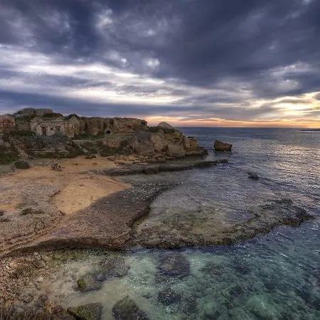 Ortigia Deluxe S.a.l. * Syracuse