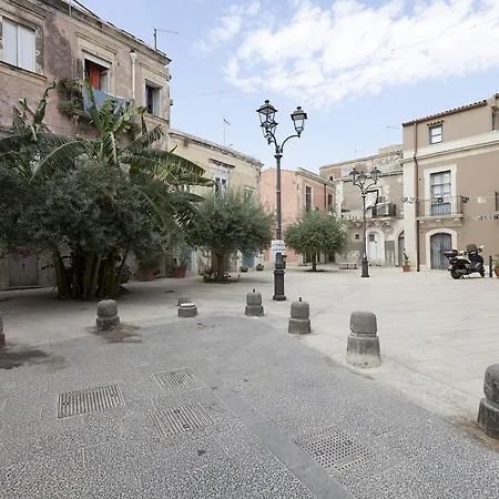 Ortigia Deluxe S.a.l. Syracuse